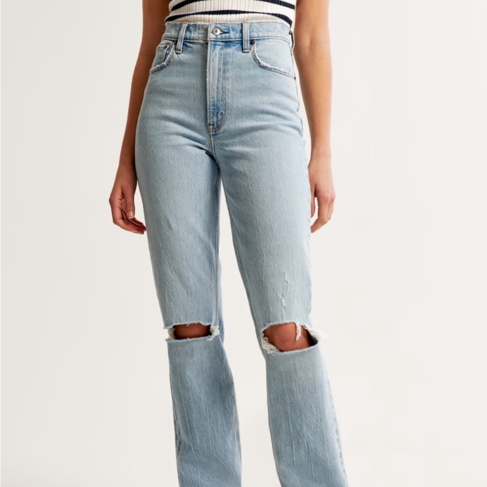 Abercrombie & Fitch 90’s Straight Ultra High Rise Jean